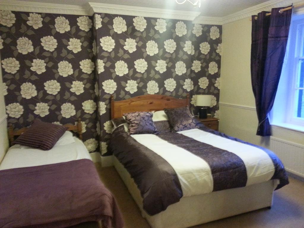 Bed and Breakfast The Penruddocke Arms Dinton  Habitación foto